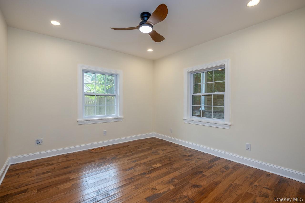 16 Wayne Avenue Property Photo 12