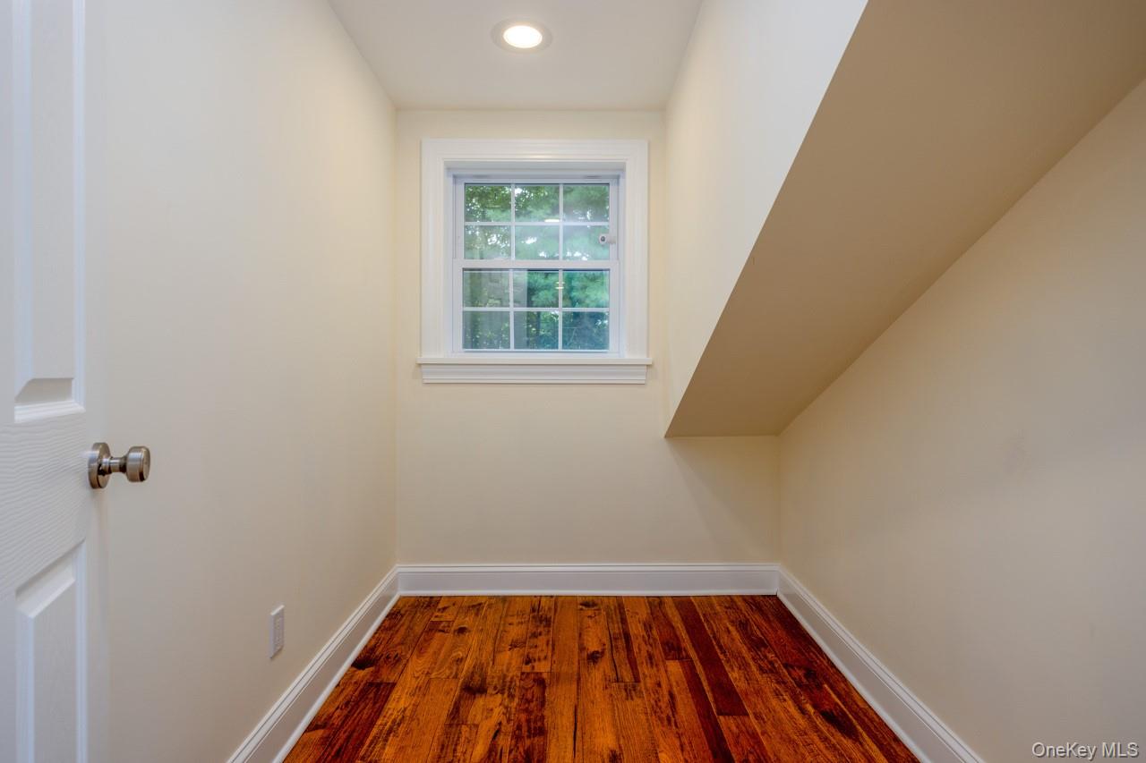 16 Wayne Avenue Property Photo 19