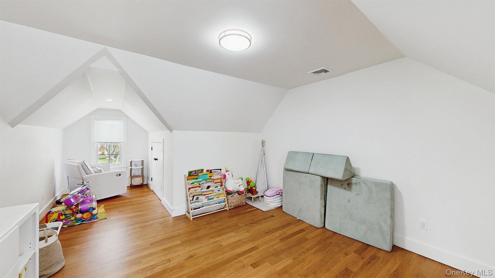 170 Wetherill Road Property Photo 15