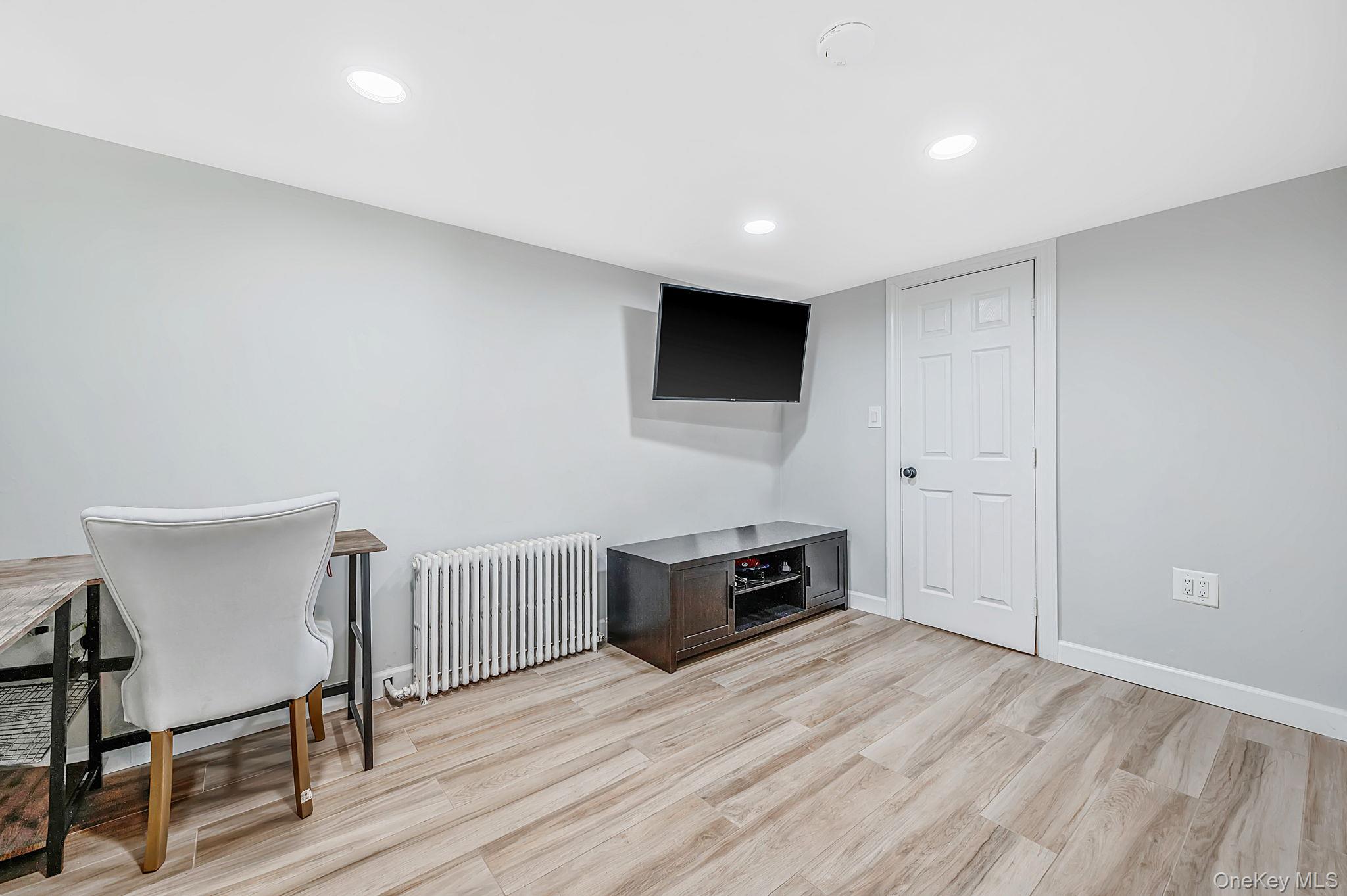 6 Gerek Avenue Property Photo 11