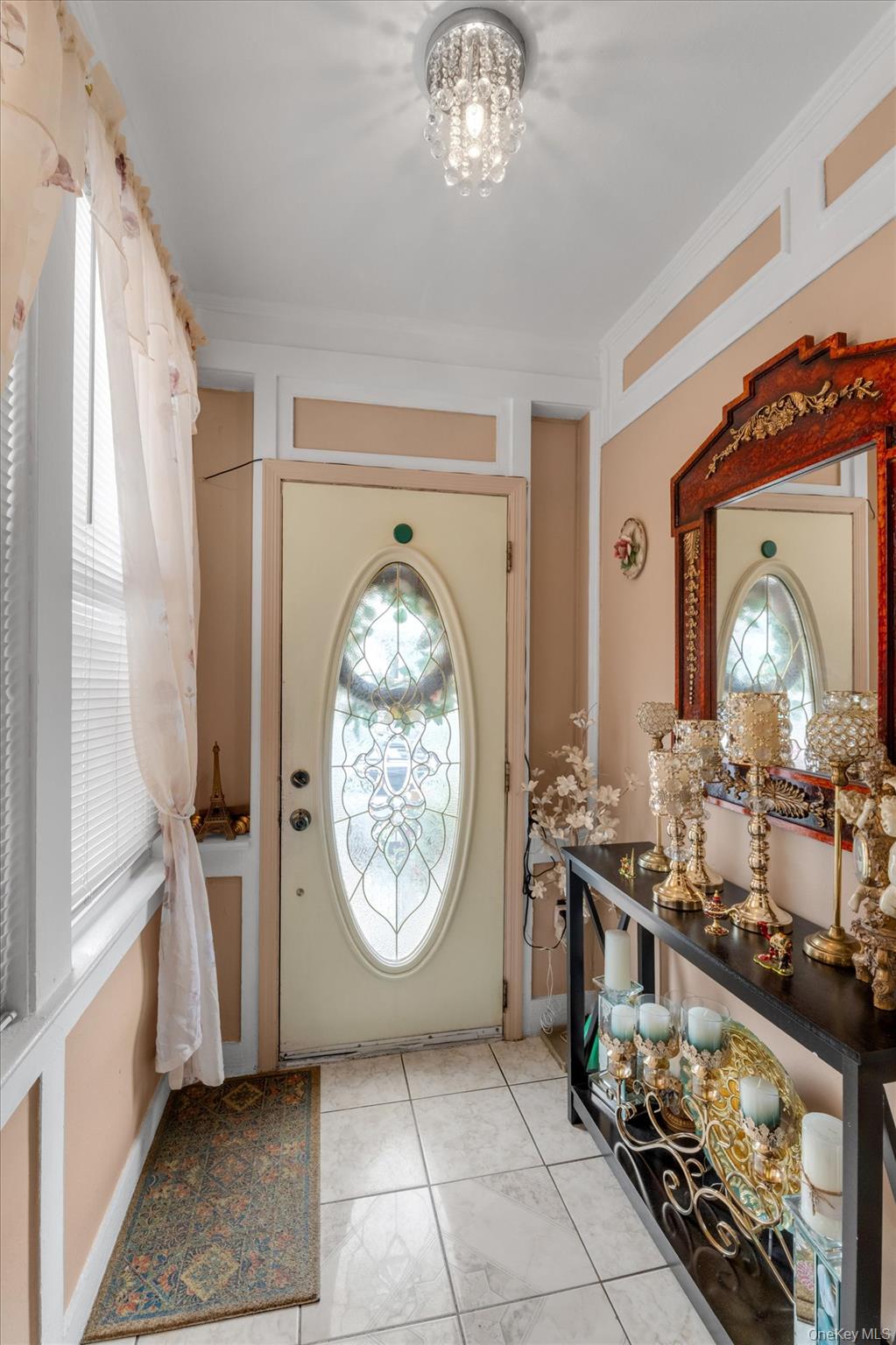152 Pine Street Property Photo 2