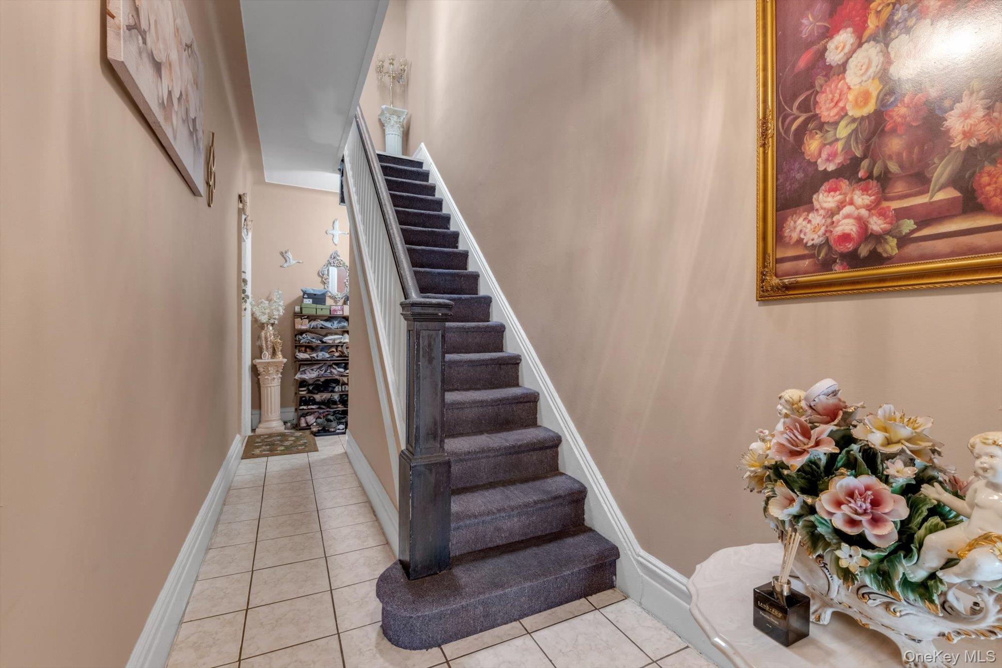 152 Pine Street Property Photo 3