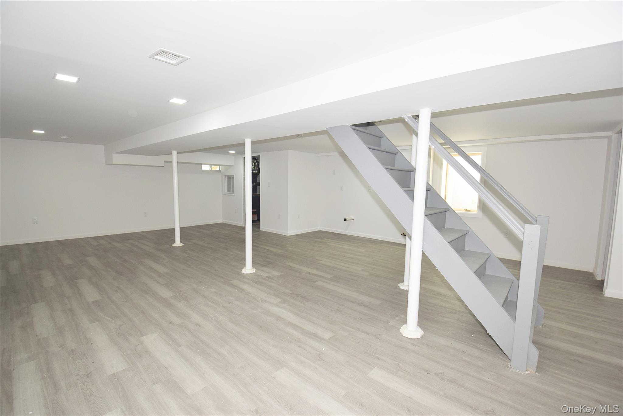 240 Columbus Parkway Property Photo 23