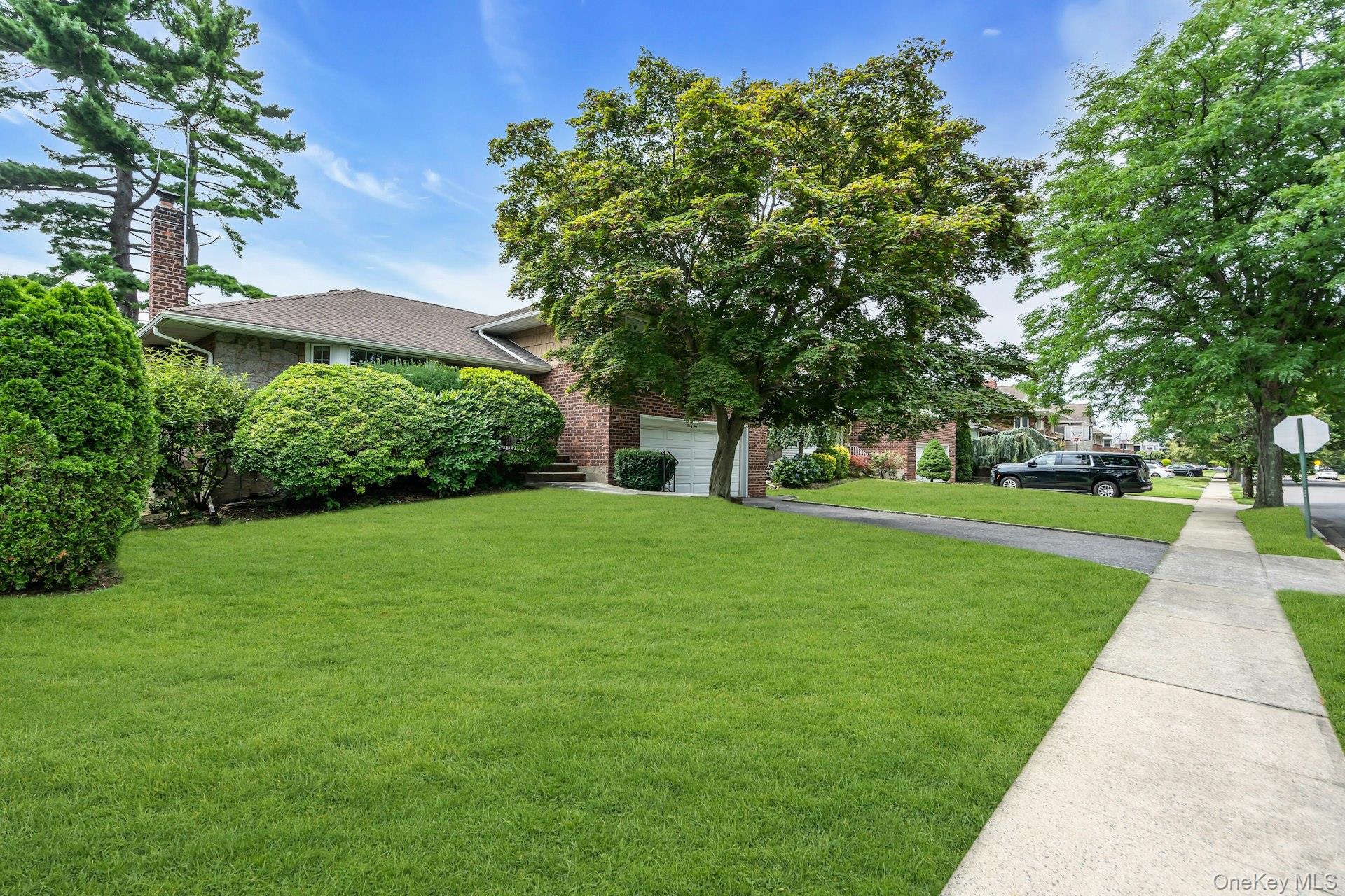 31 Bellwood Drive Property Photo 1
