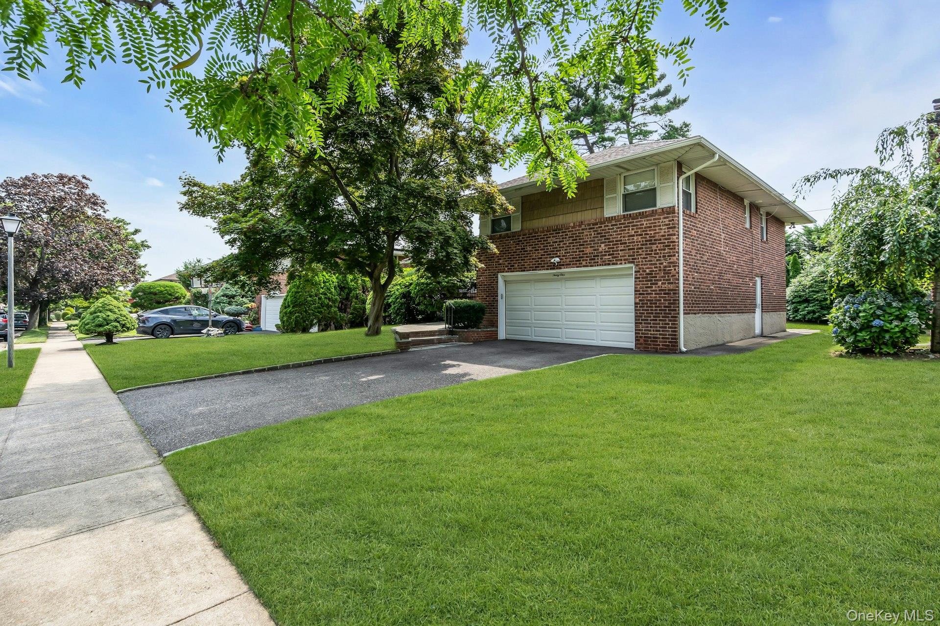 31 Bellwood Drive Property Photo 3