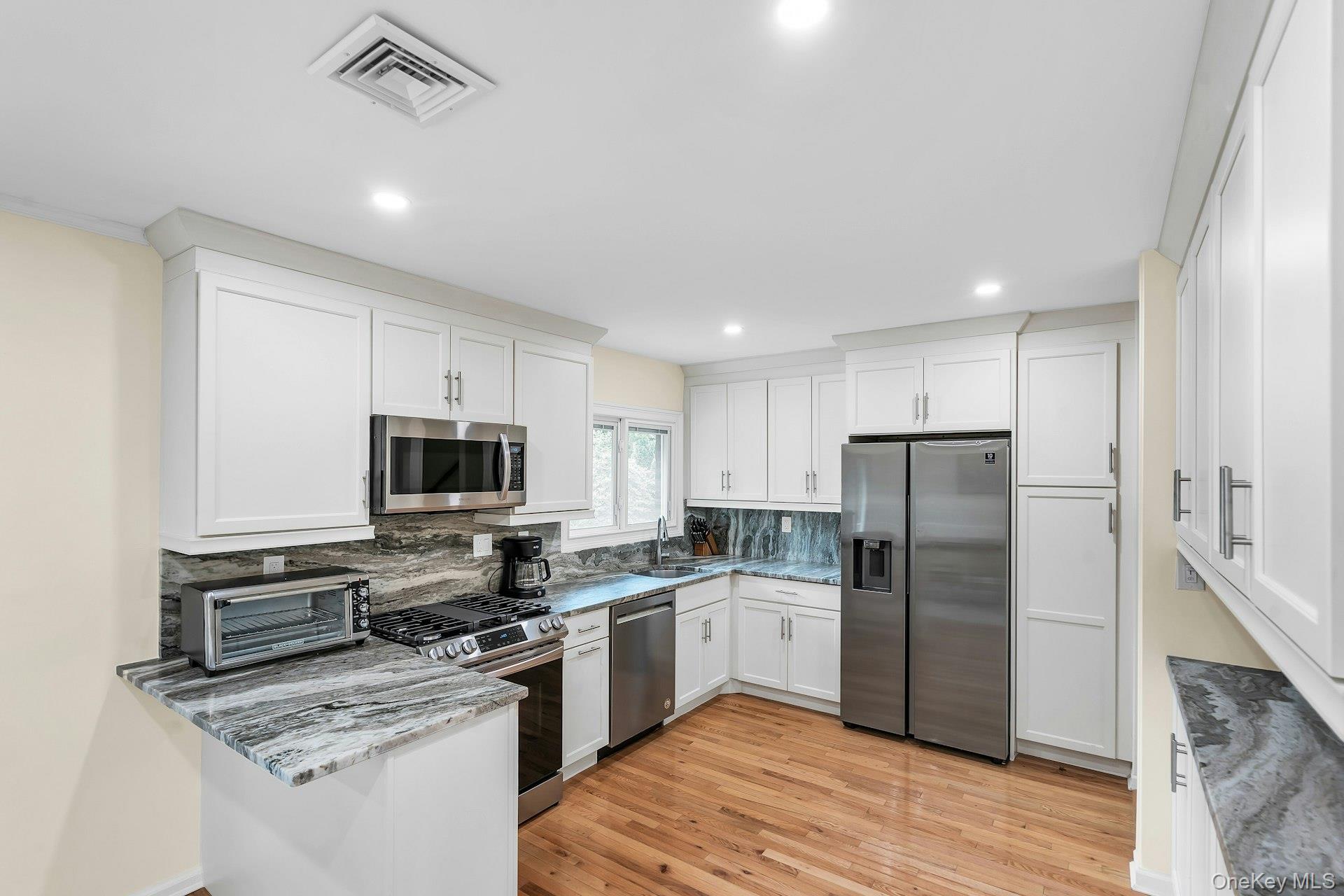31 Bellwood Drive Property Photo 10