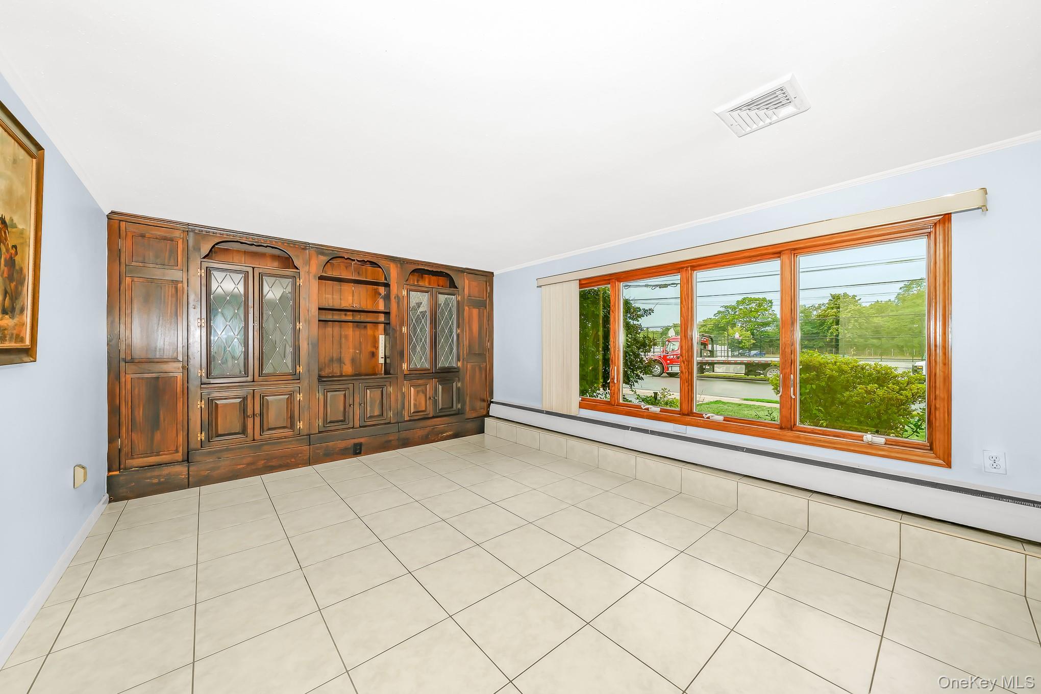 195 N Albany Avenue Property Photo 17