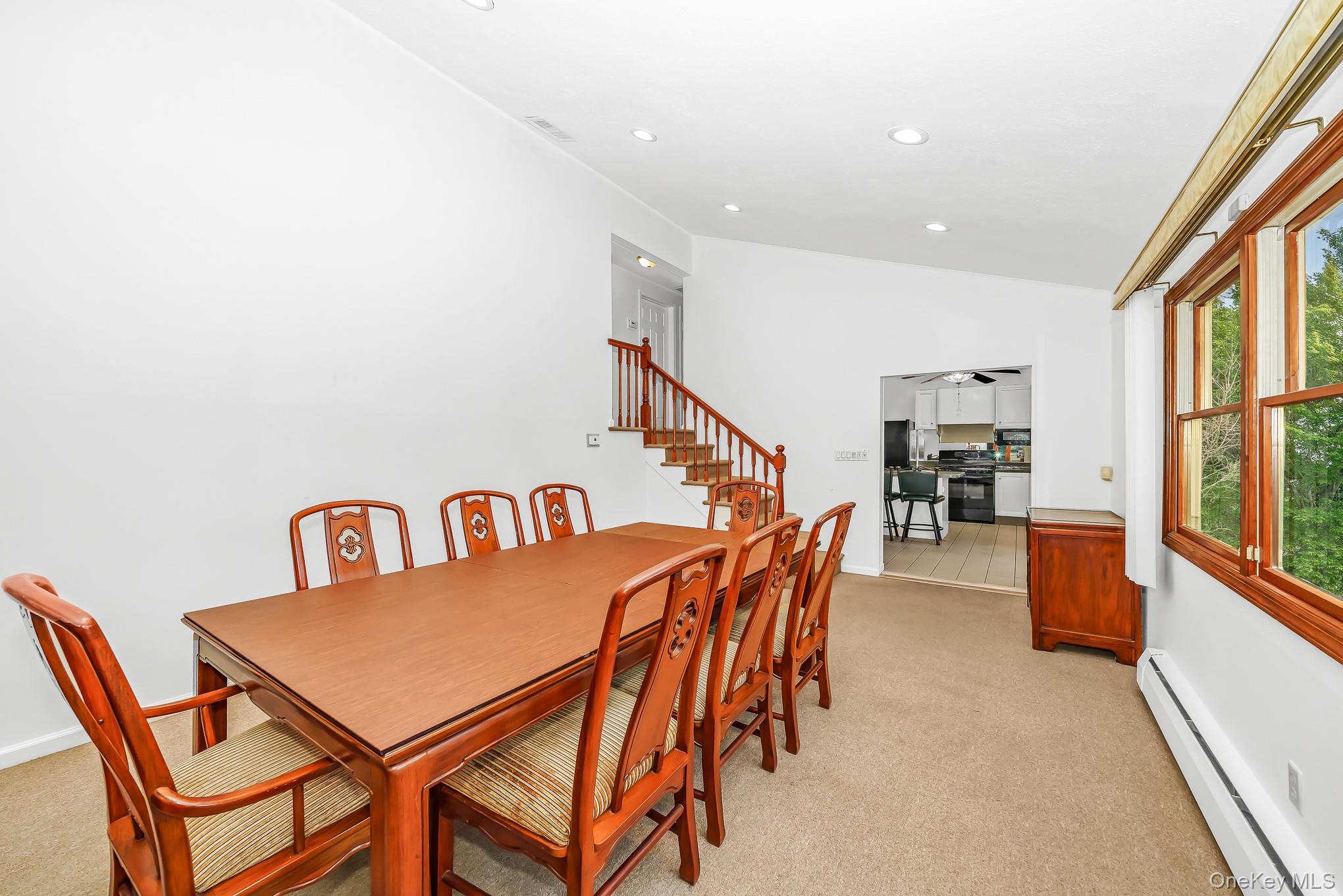 195 N Albany Avenue Property Photo 27