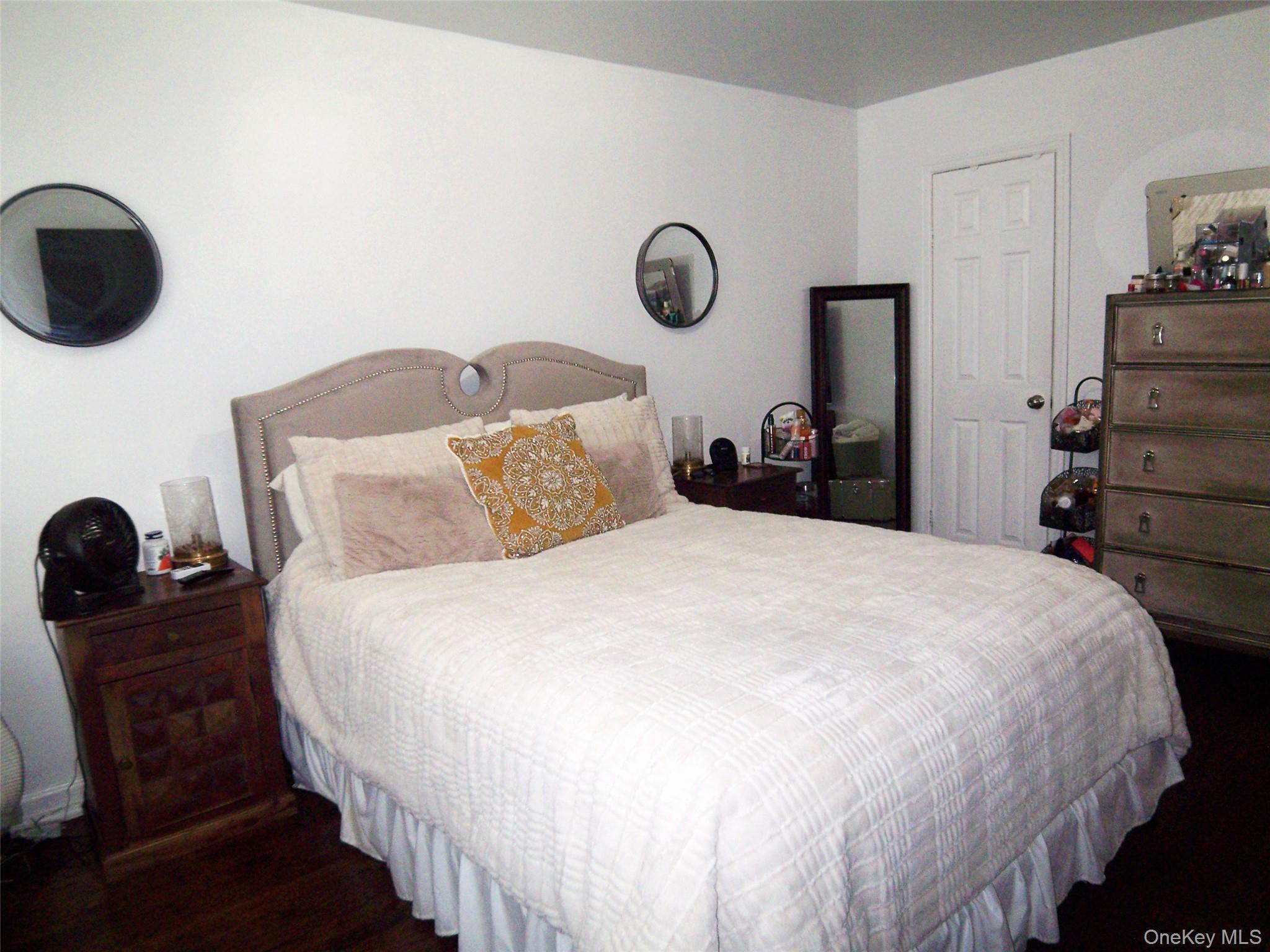 4382 Byron Avenue Property Photo 23