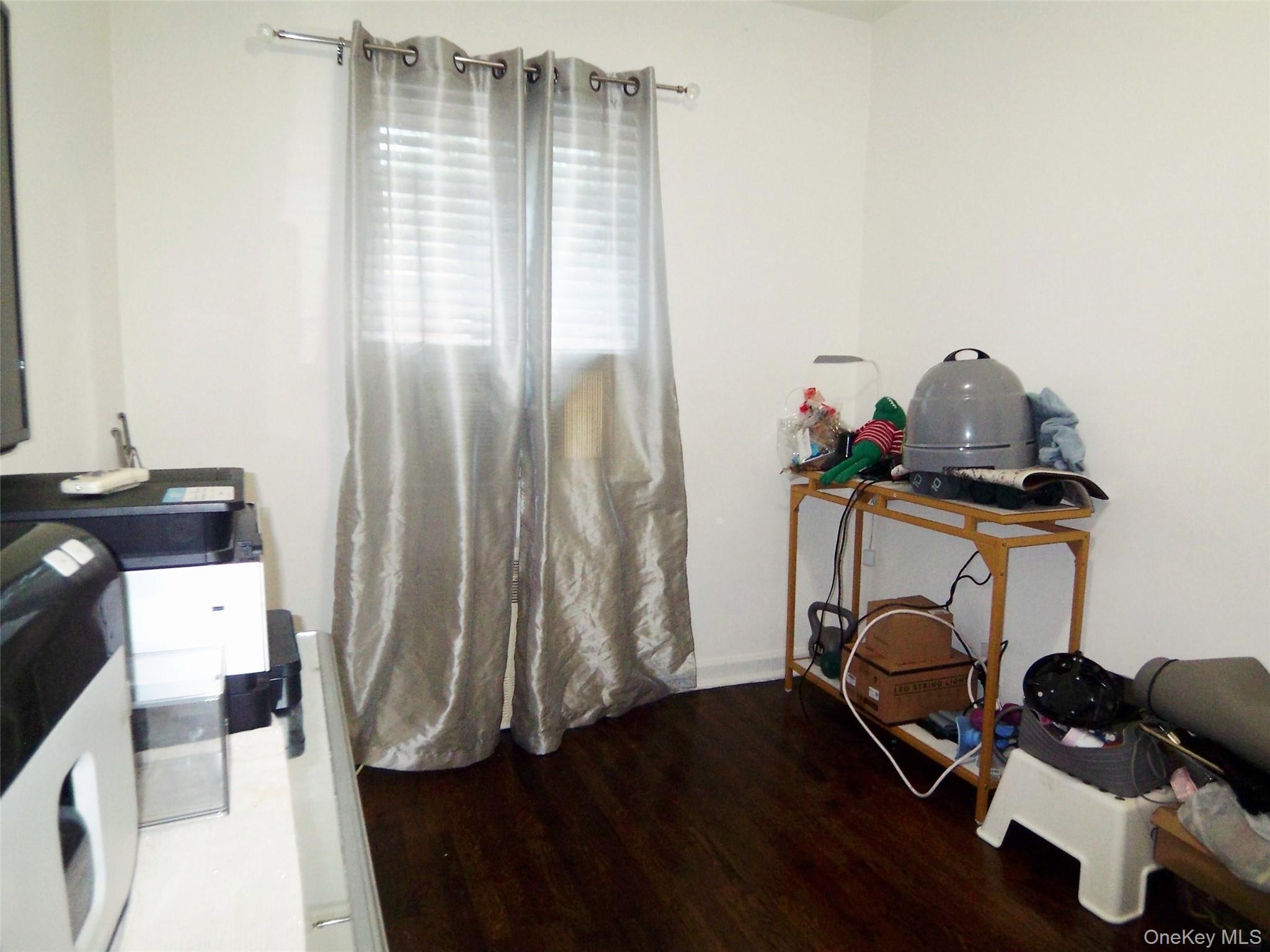 4382 Byron Avenue Property Photo 29