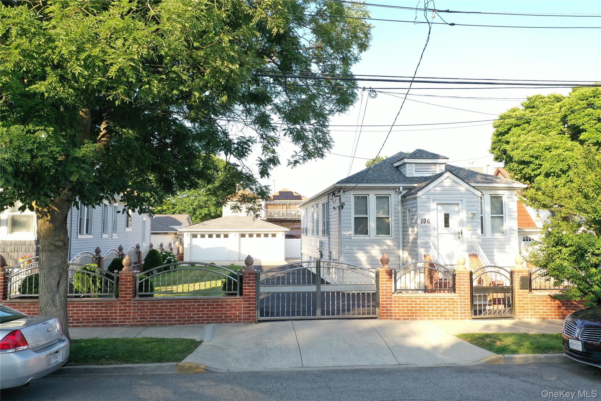 196 Hosmer Avenue