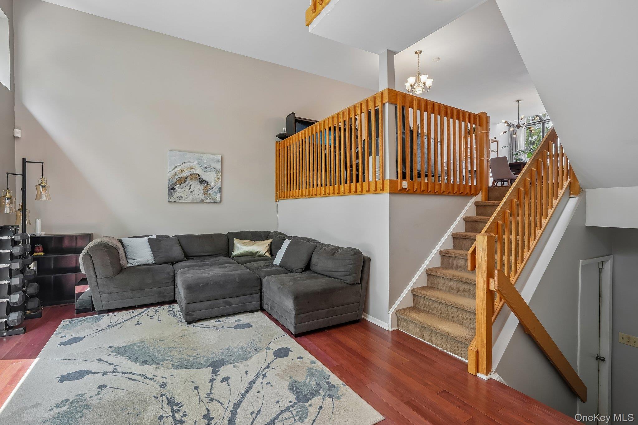 42 Tulip Court Property Photo 7