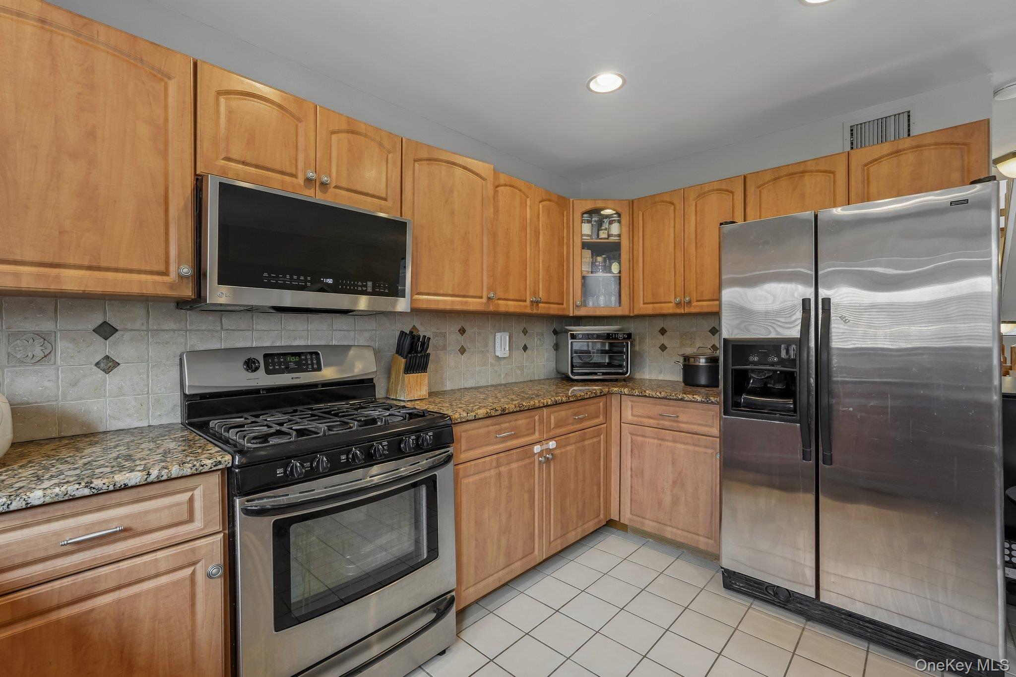 42 Tulip Court Property Photo 23
