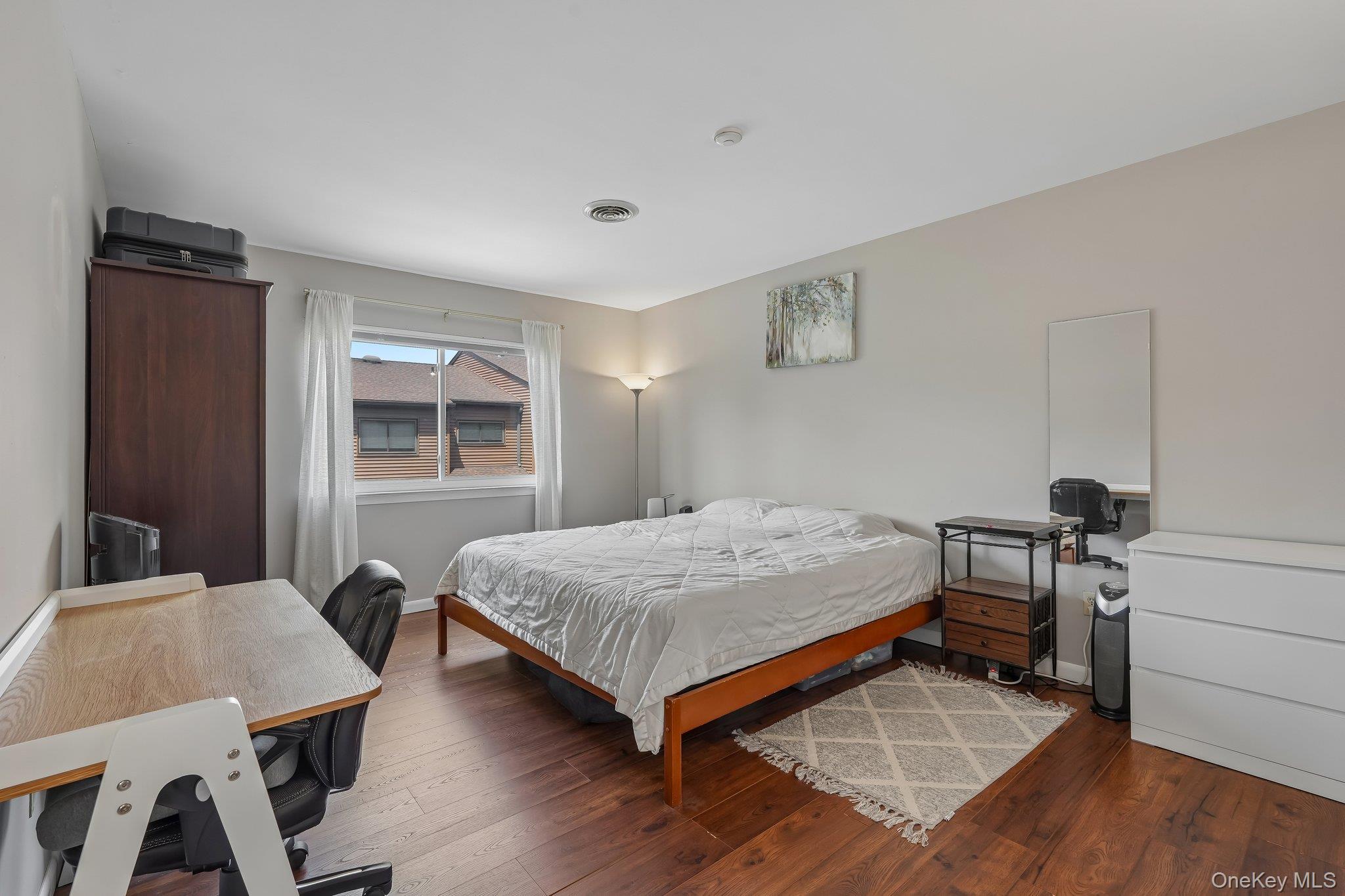 42 Tulip Court Property Photo 28