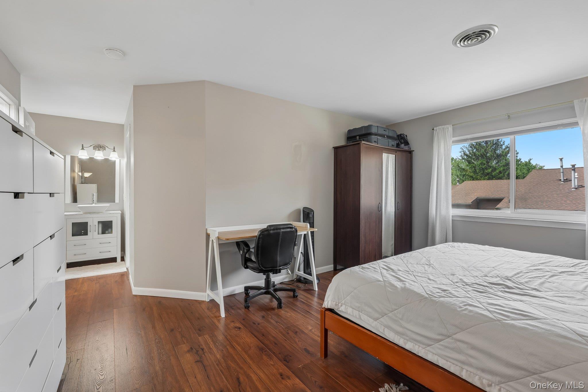 42 Tulip Court Property Photo 30
