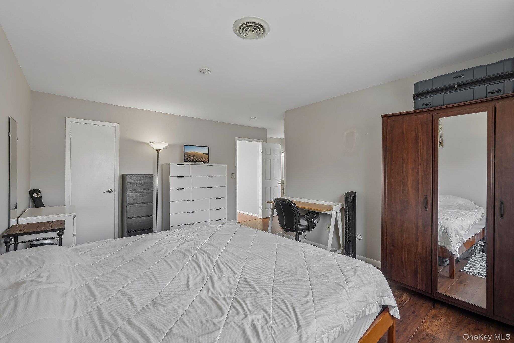 42 Tulip Court Property Photo 32