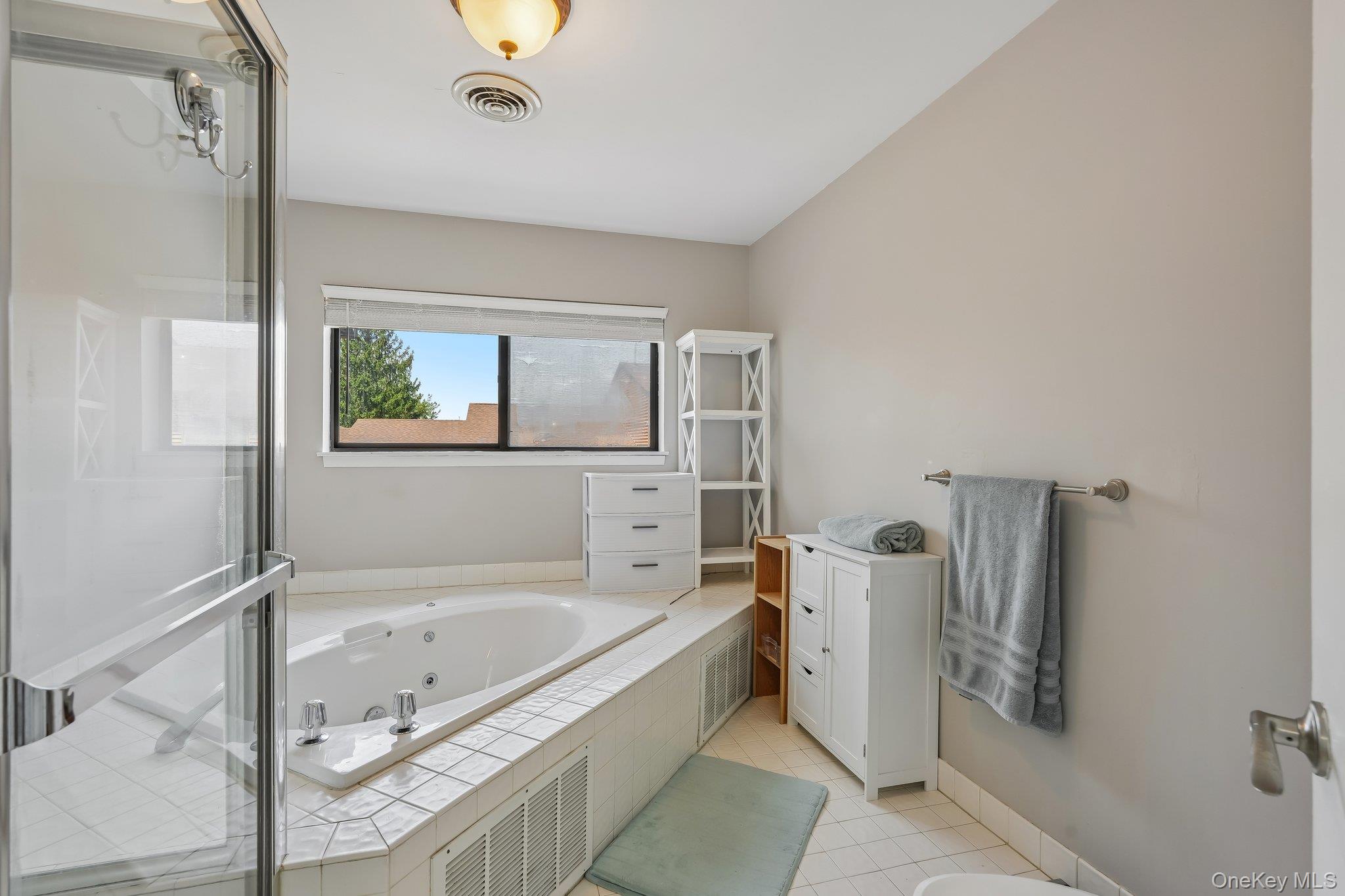 42 Tulip Court Property Photo 35