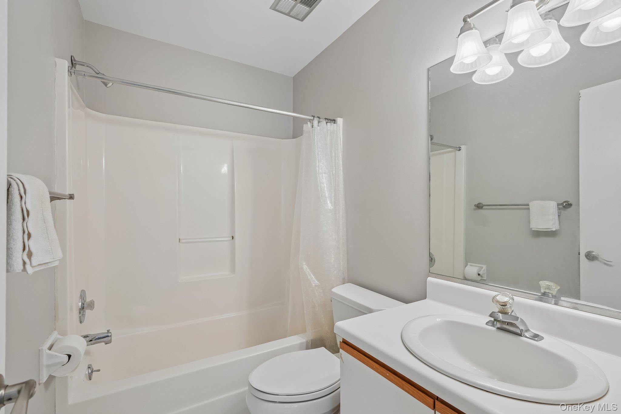 42 Tulip Court Property Photo 45