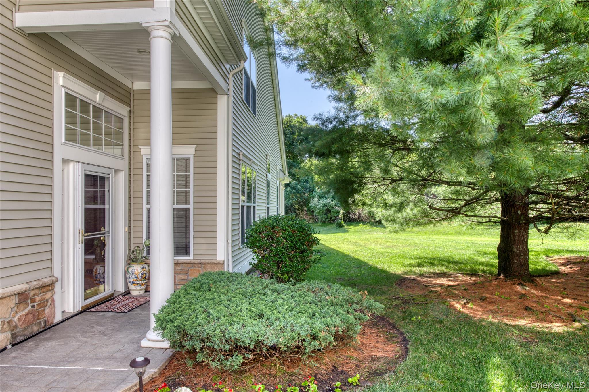 216 Sonata Court Property Photo 15
