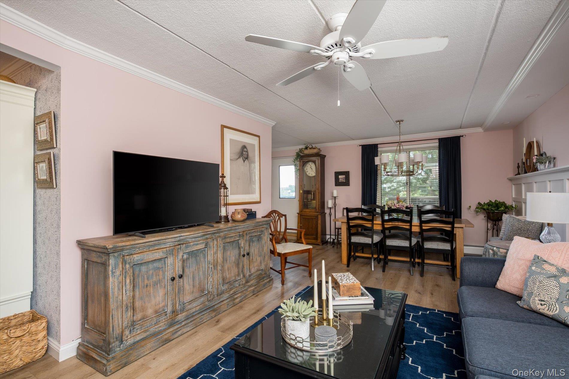 135 Post Avenue 3r Property Photo 5