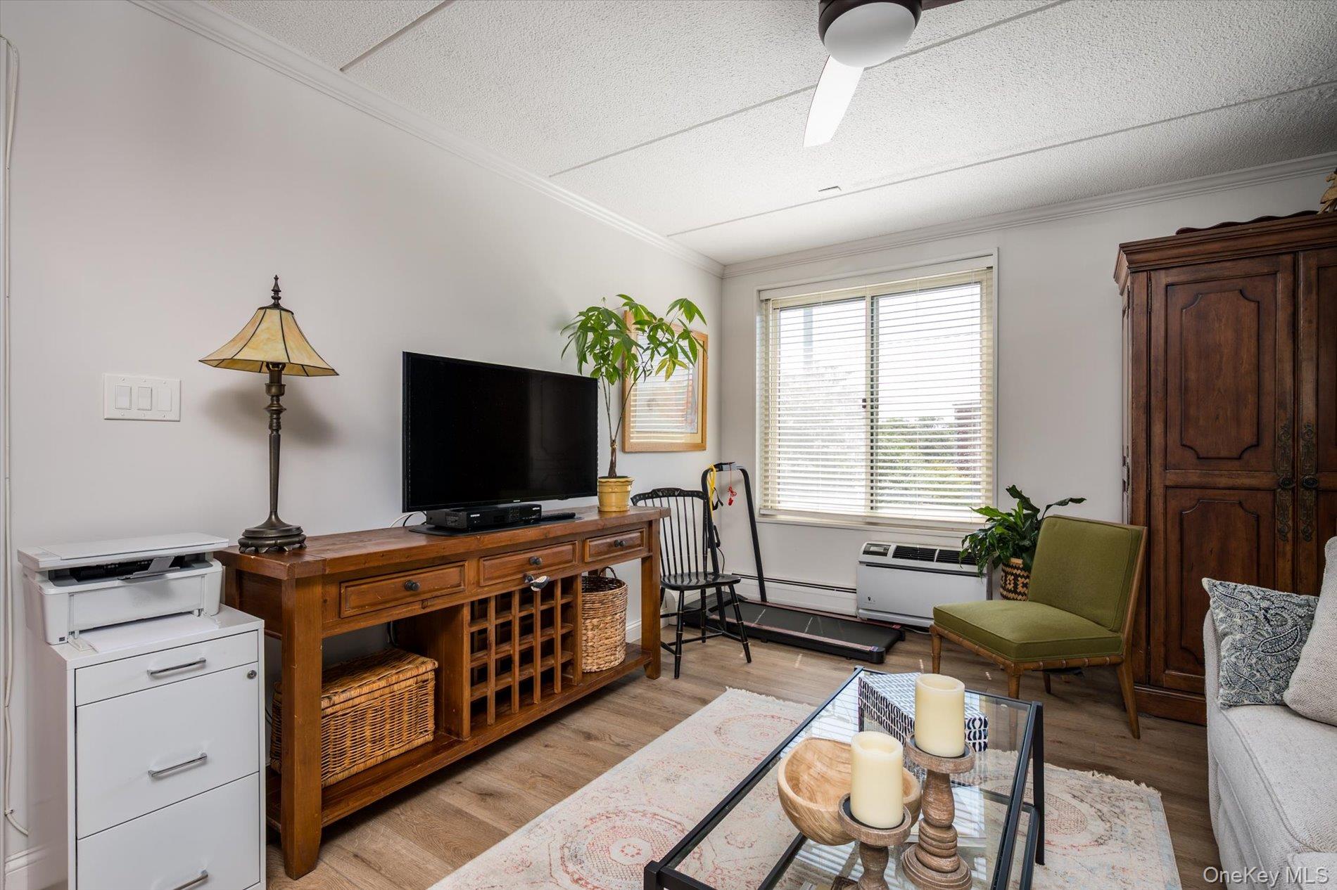 135 Post Avenue 3r Property Photo 15