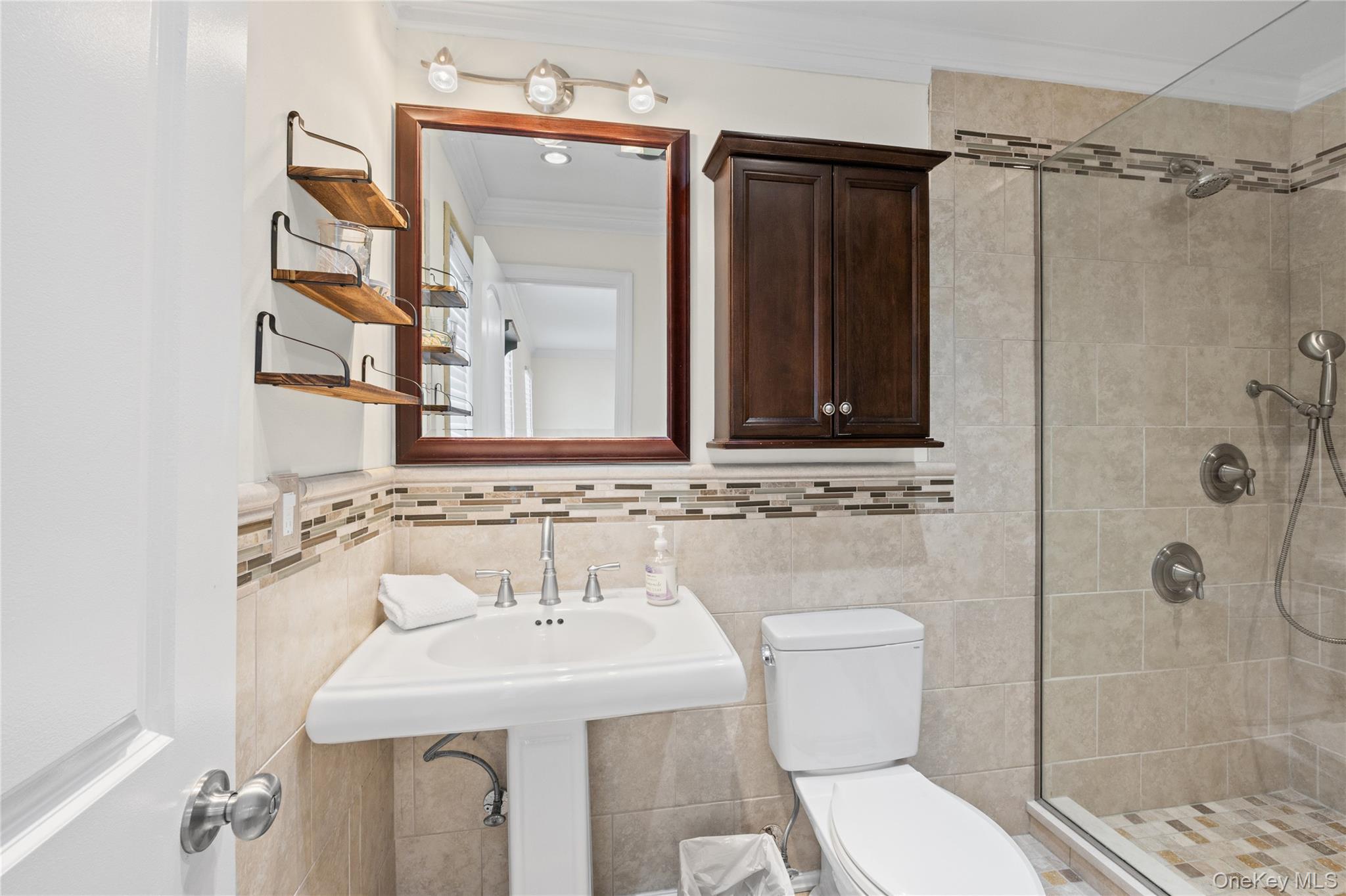 106 Strathmore Court Drive Property Photo 31