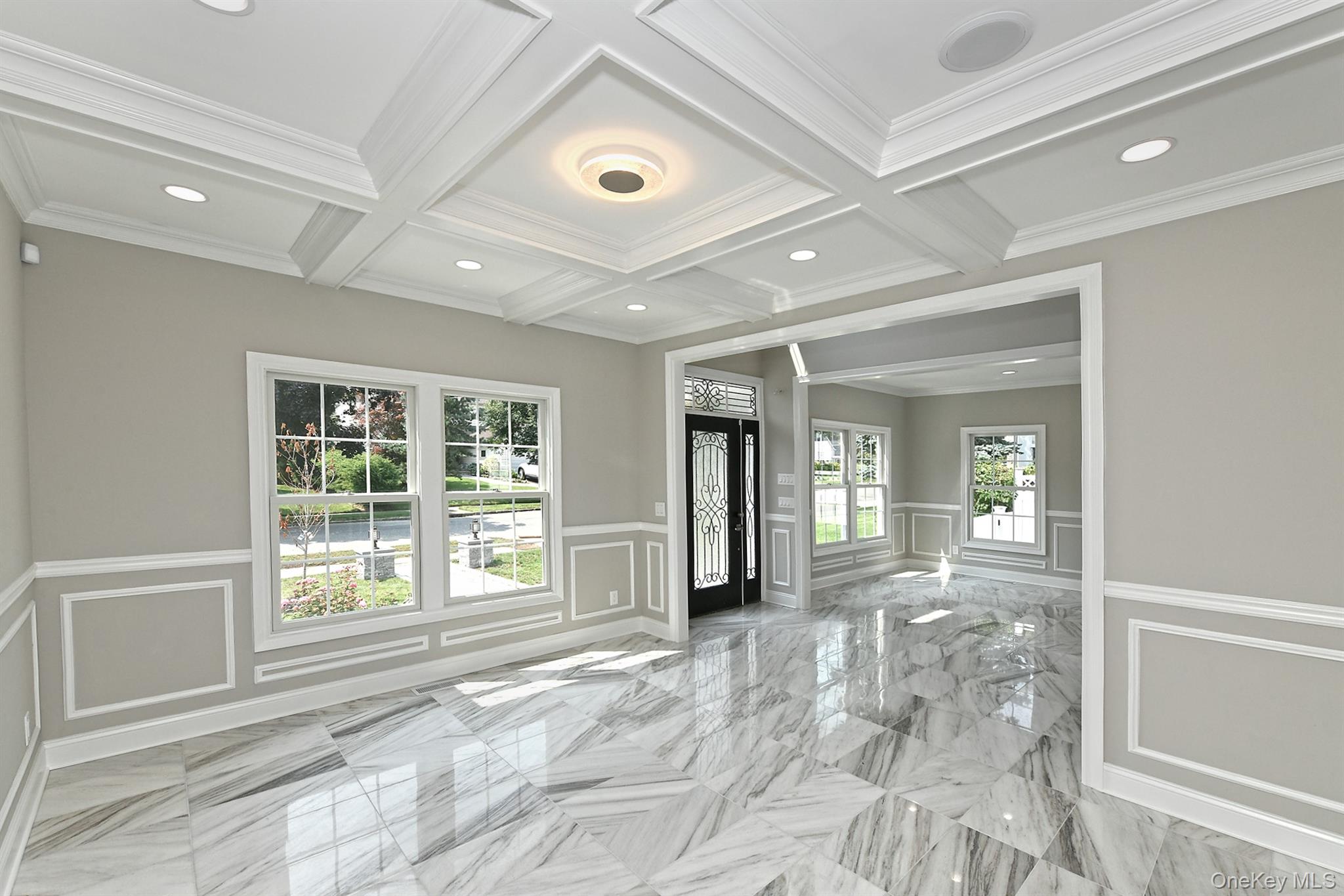 127 Vanderbilt Avenue Property Photo 8