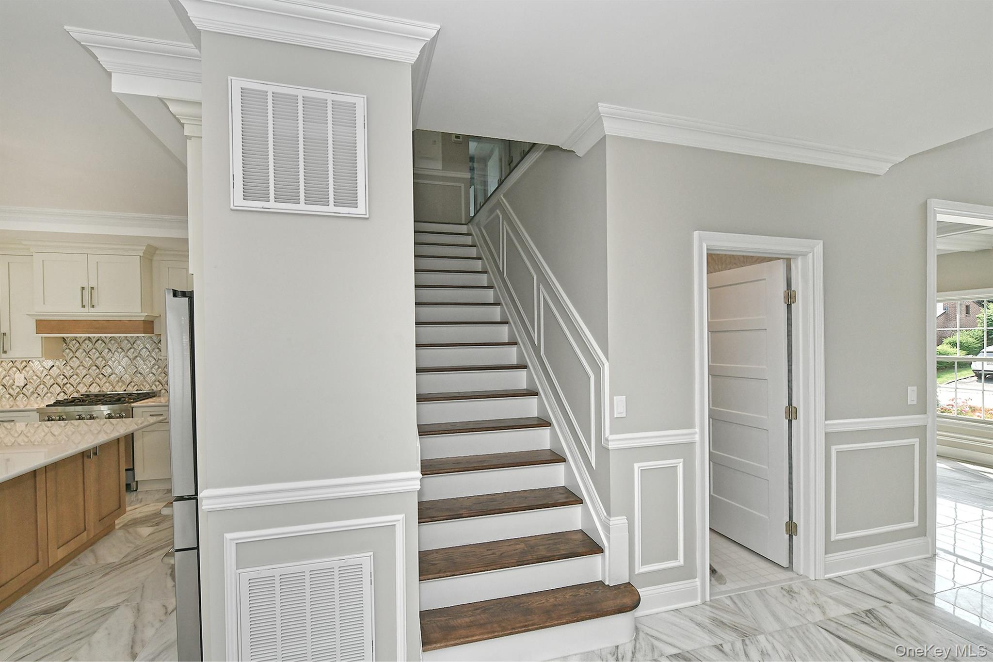 127 Vanderbilt Avenue Property Photo 24