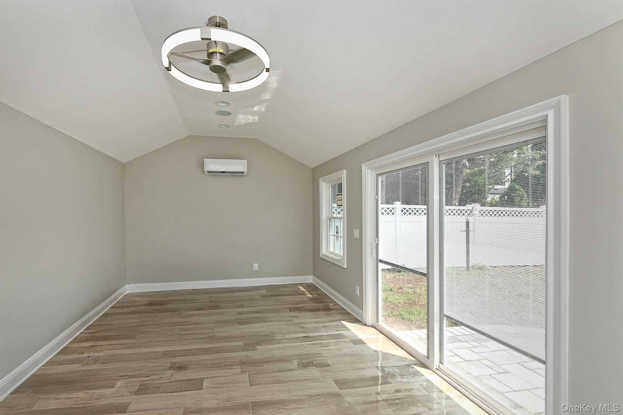 127 Vanderbilt Avenue Property Photo 39