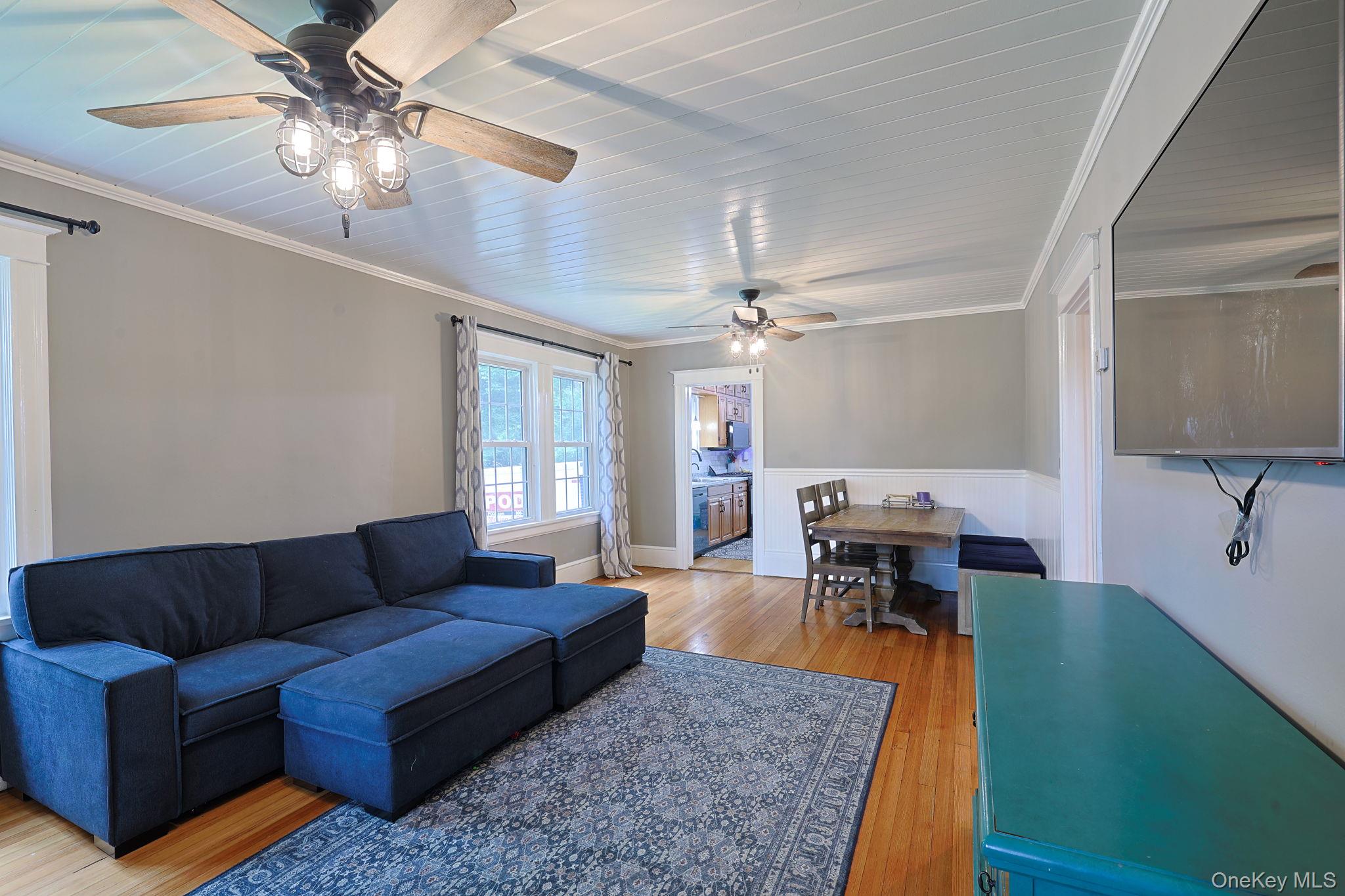 36 Evergreen Avenue Property Photo 3