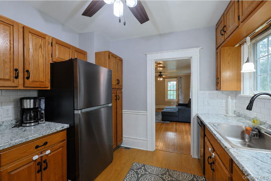 36 Evergreen Avenue Property Photo 6