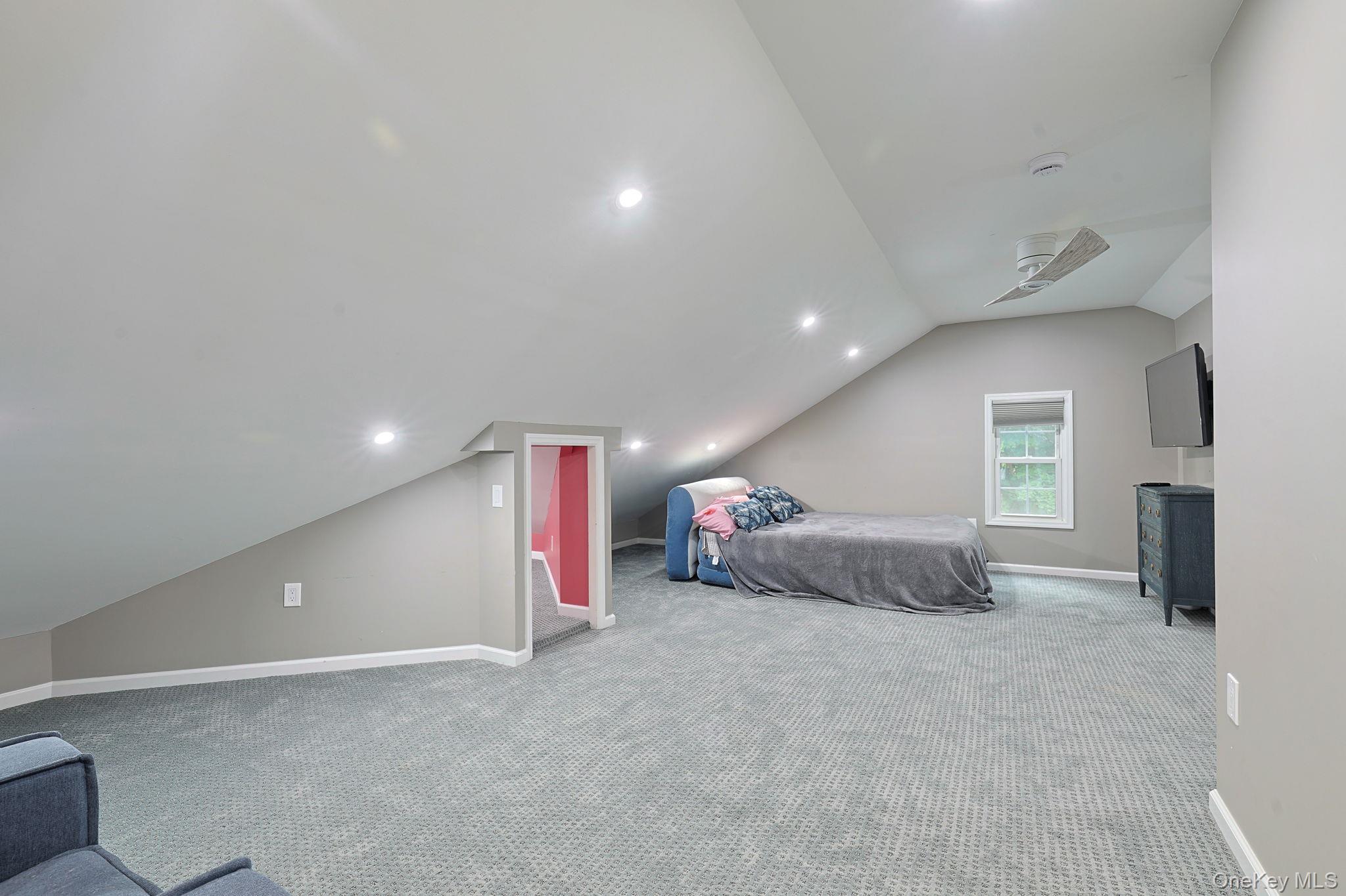 36 Evergreen Avenue Property Photo 16