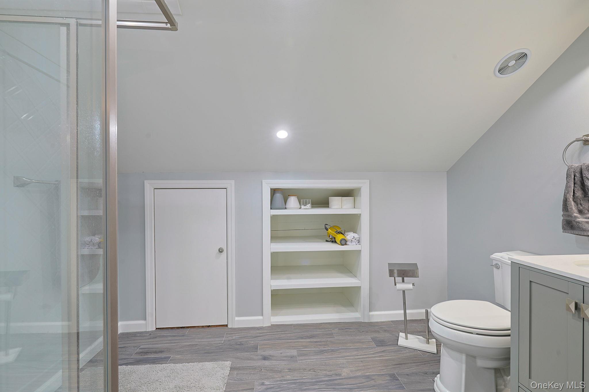 36 Evergreen Avenue Property Photo 17