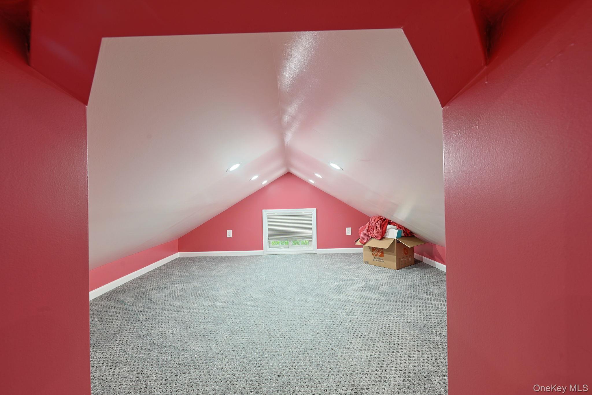 36 Evergreen Avenue Property Photo 19