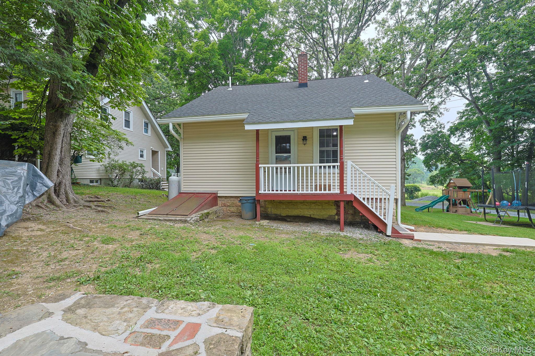 36 Evergreen Avenue Property Photo 33