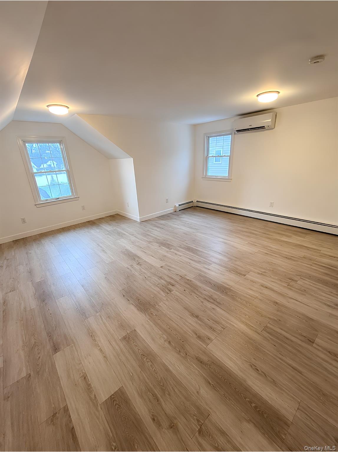 21 Walnut Avenue Property Photo 6