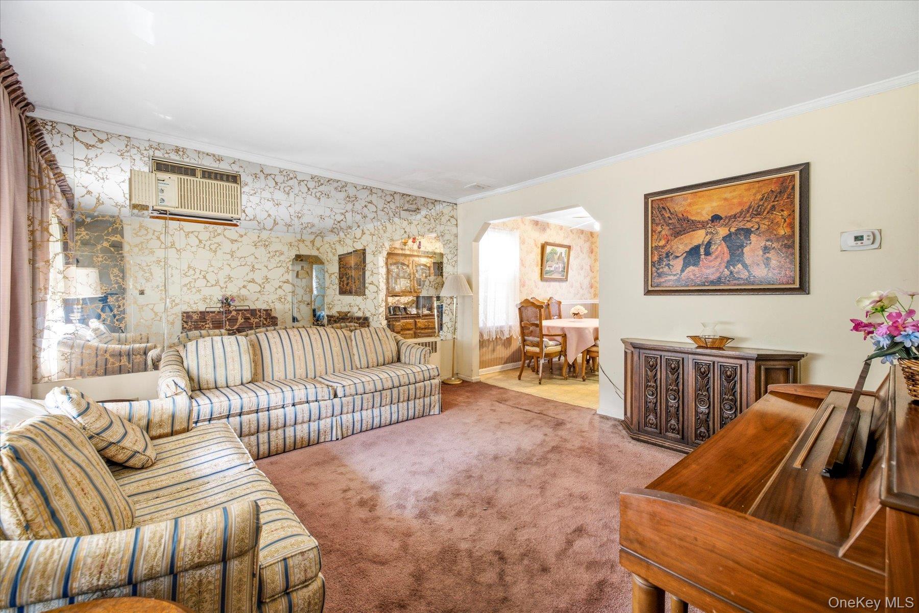 187 Raff Avenue Property Photo 4