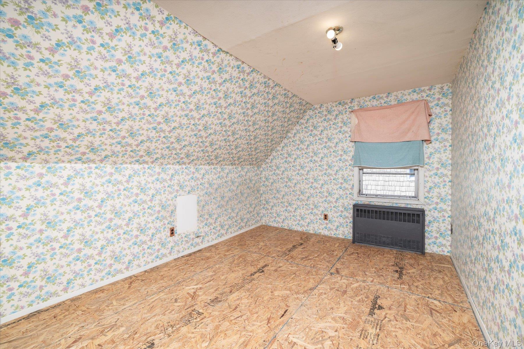 187 Raff Avenue Property Photo 14
