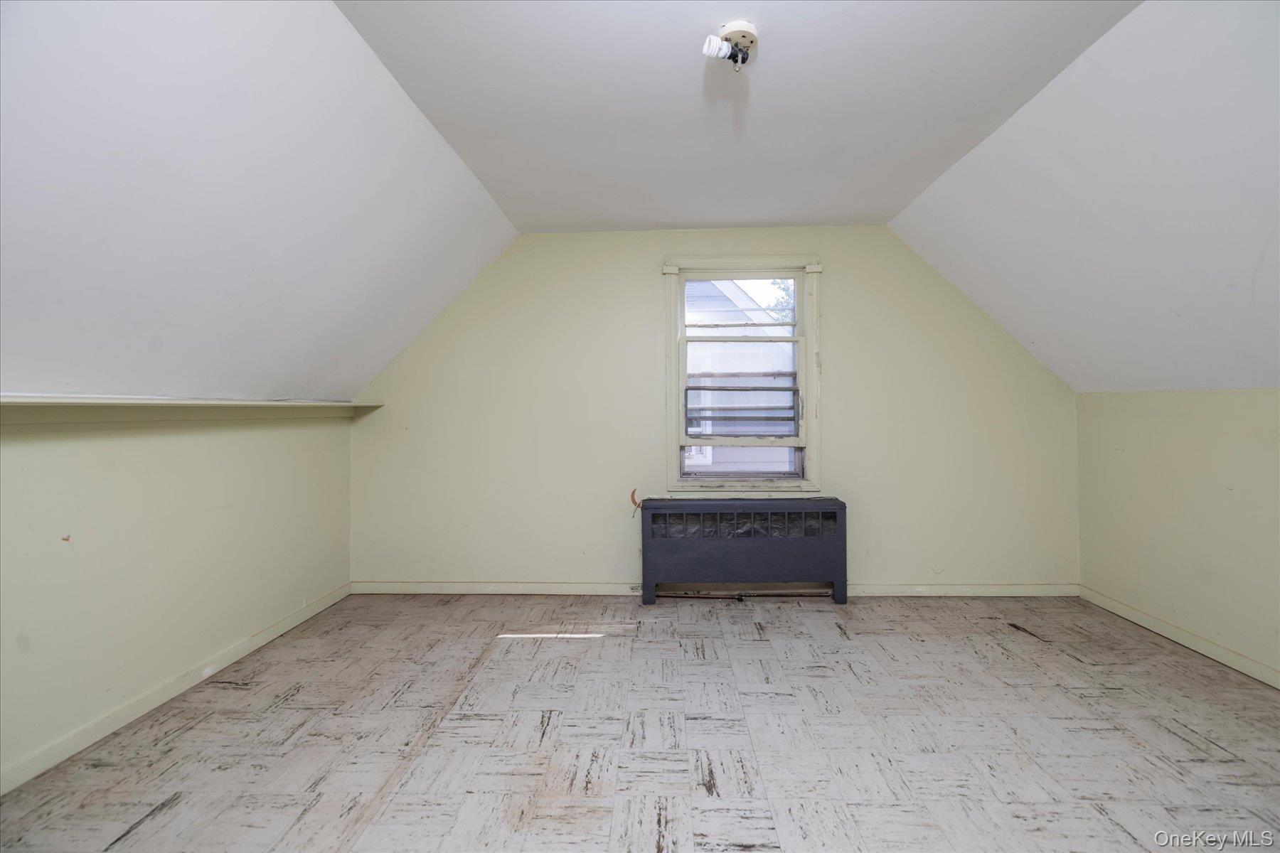 187 Raff Avenue Property Photo 15