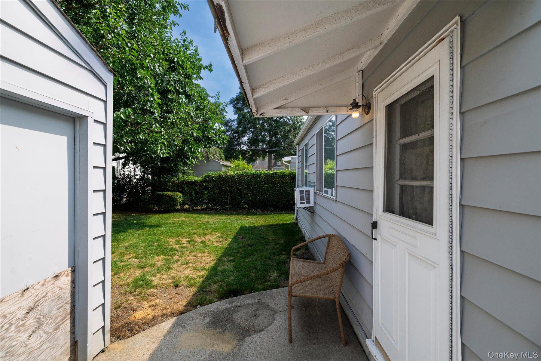 187 Raff Avenue Property Photo 18