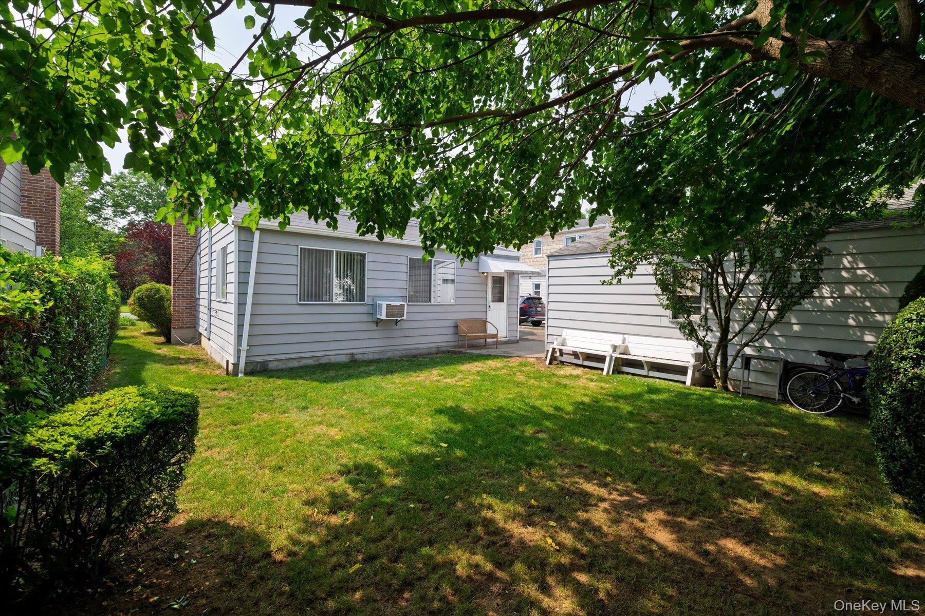 187 Raff Avenue Property Photo 19