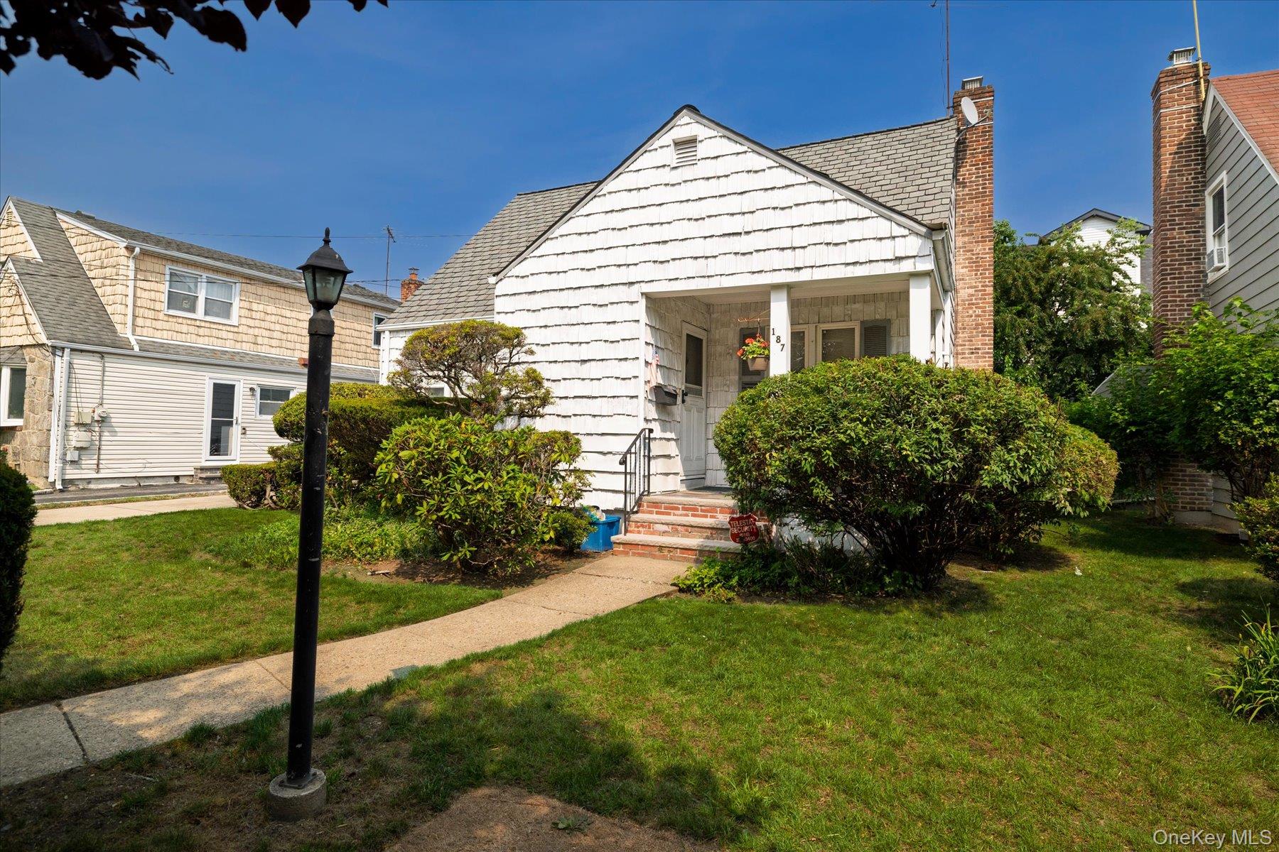 187 Raff Avenue Property Photo 21
