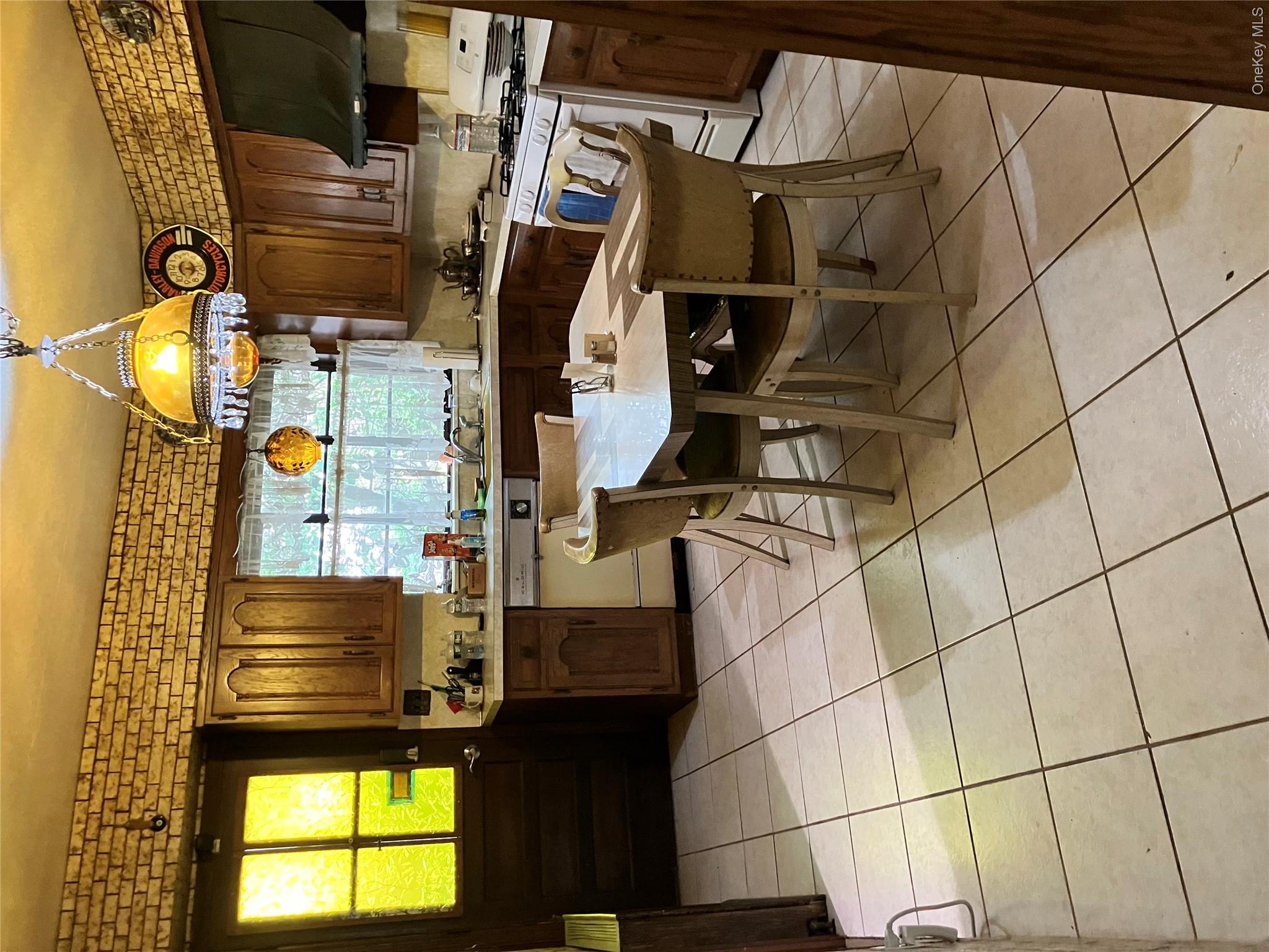 610 Harless Place Property Photo 3