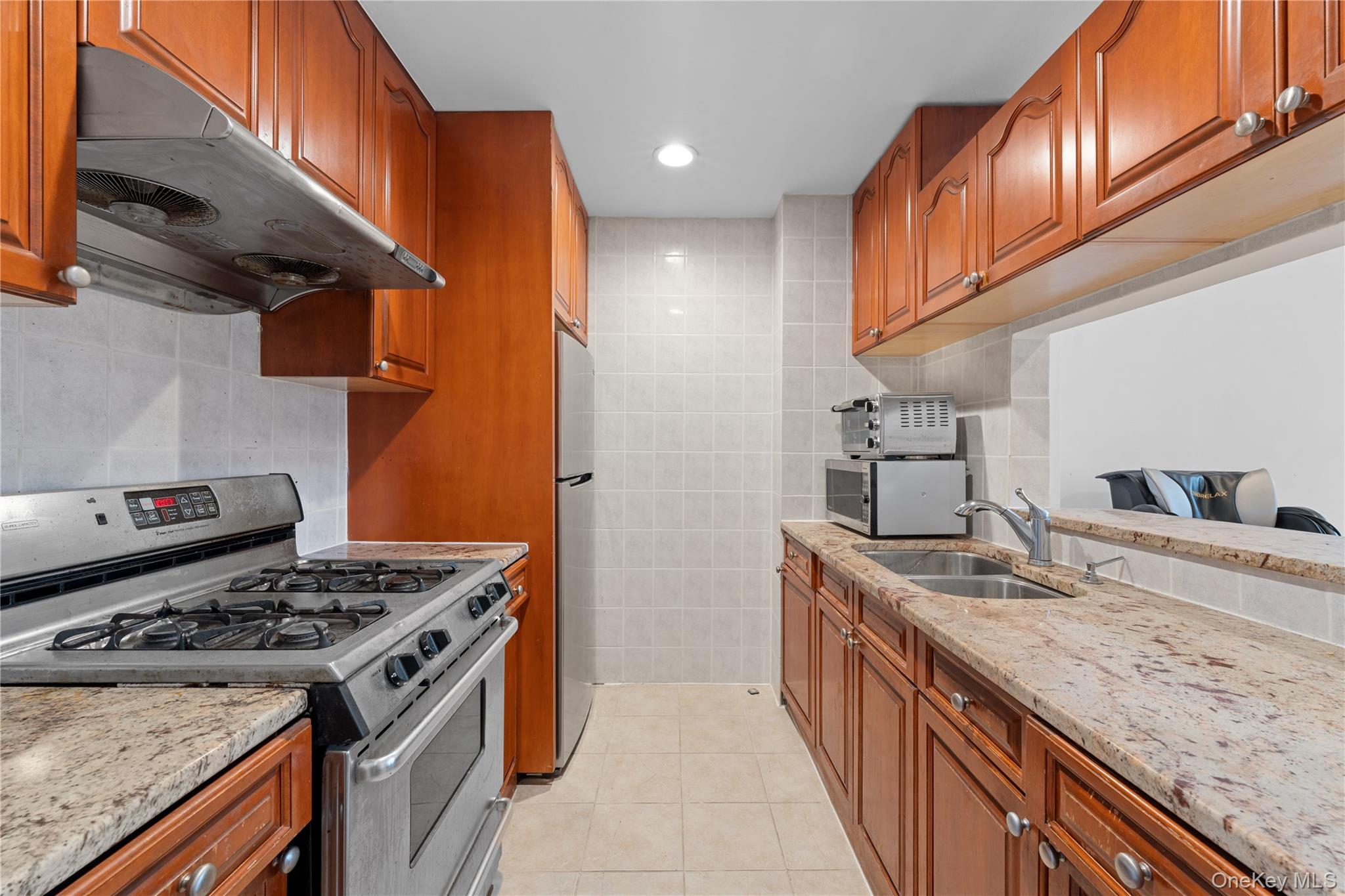 80 Elizabeth Street 2k Property Photo 4