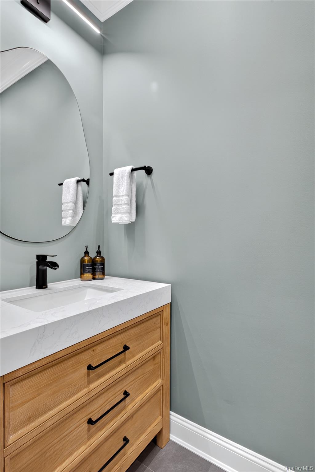 165 Brook Street Property Photo 20