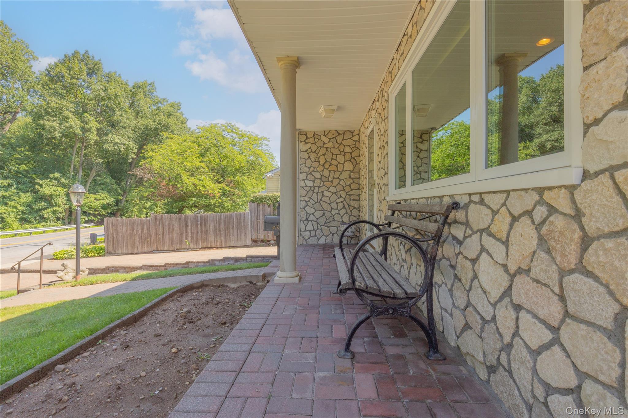 458 Midland Avenue Property Photo 10