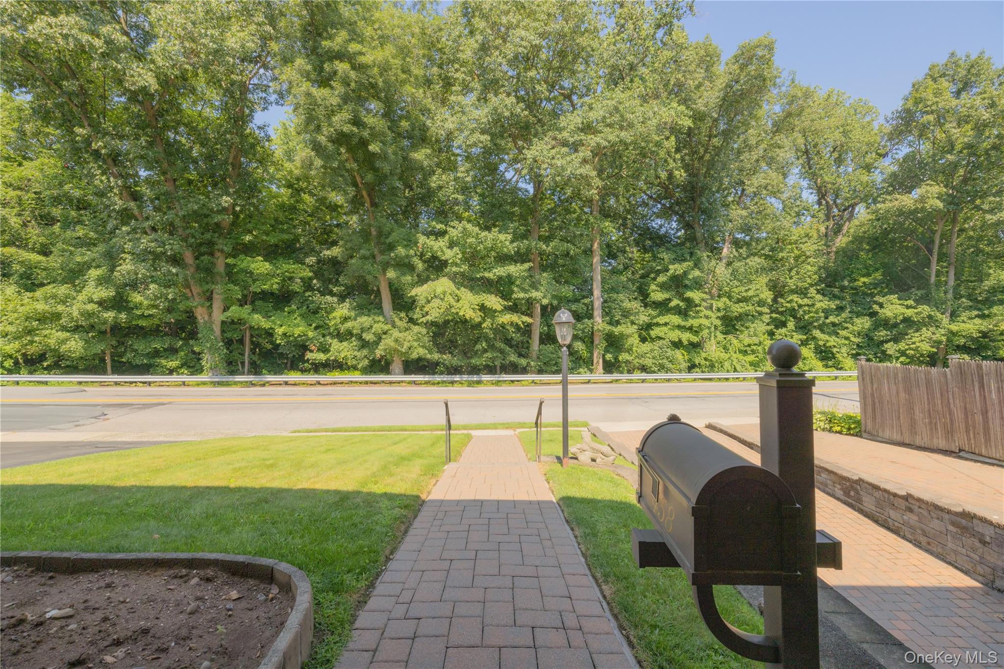 458 Midland Avenue Property Photo 12