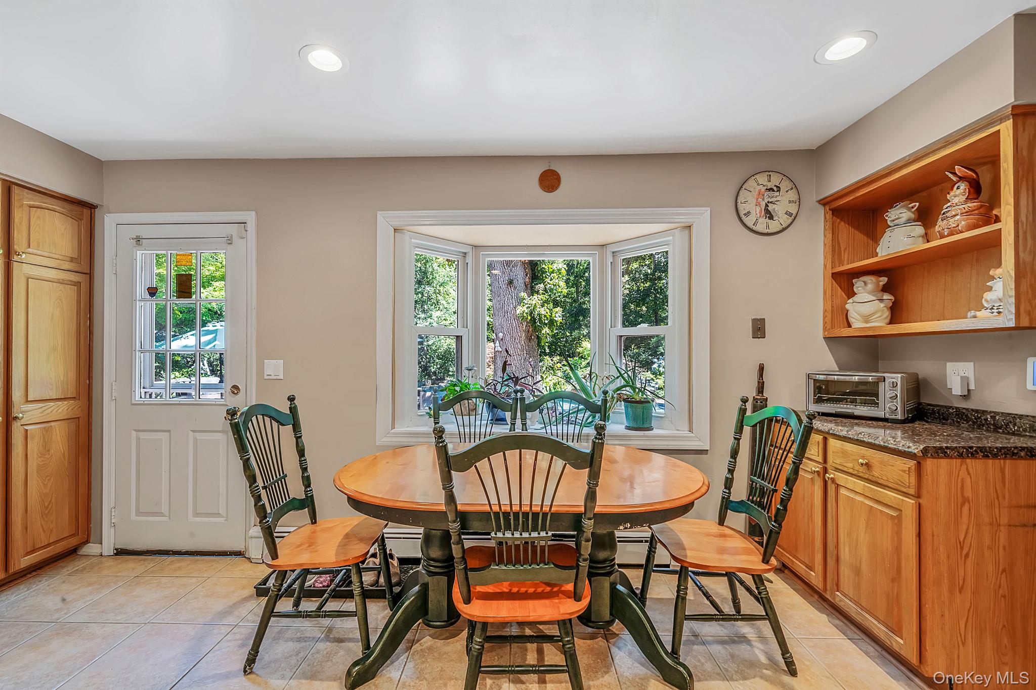 77 Shore Road Property Photo 12