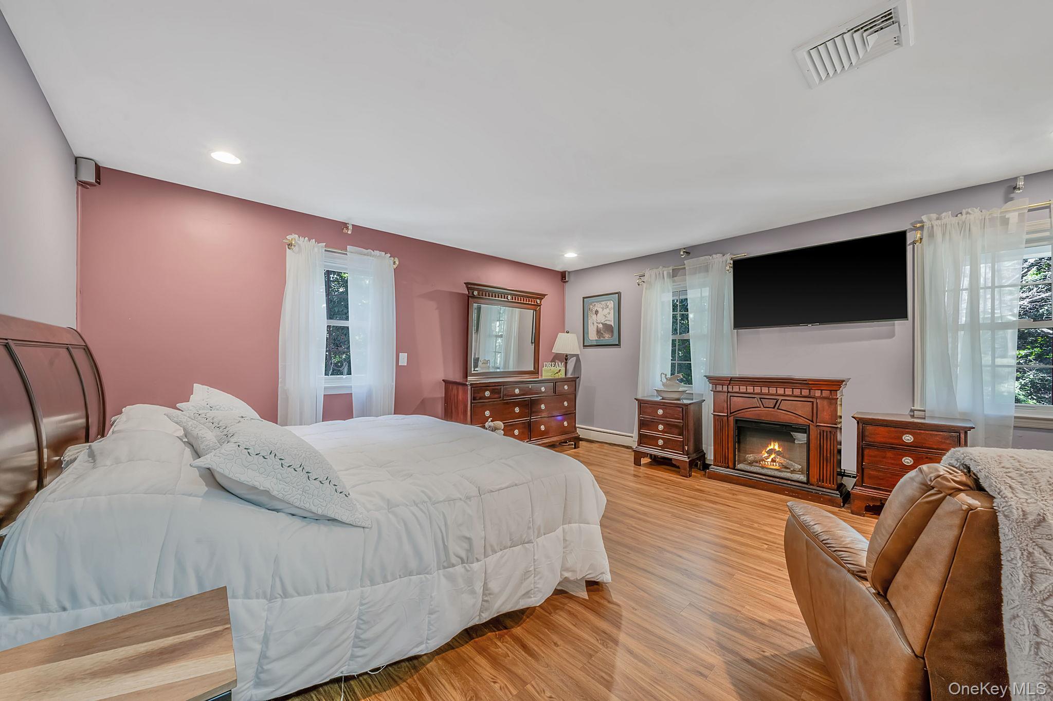 77 Shore Road Property Photo 17