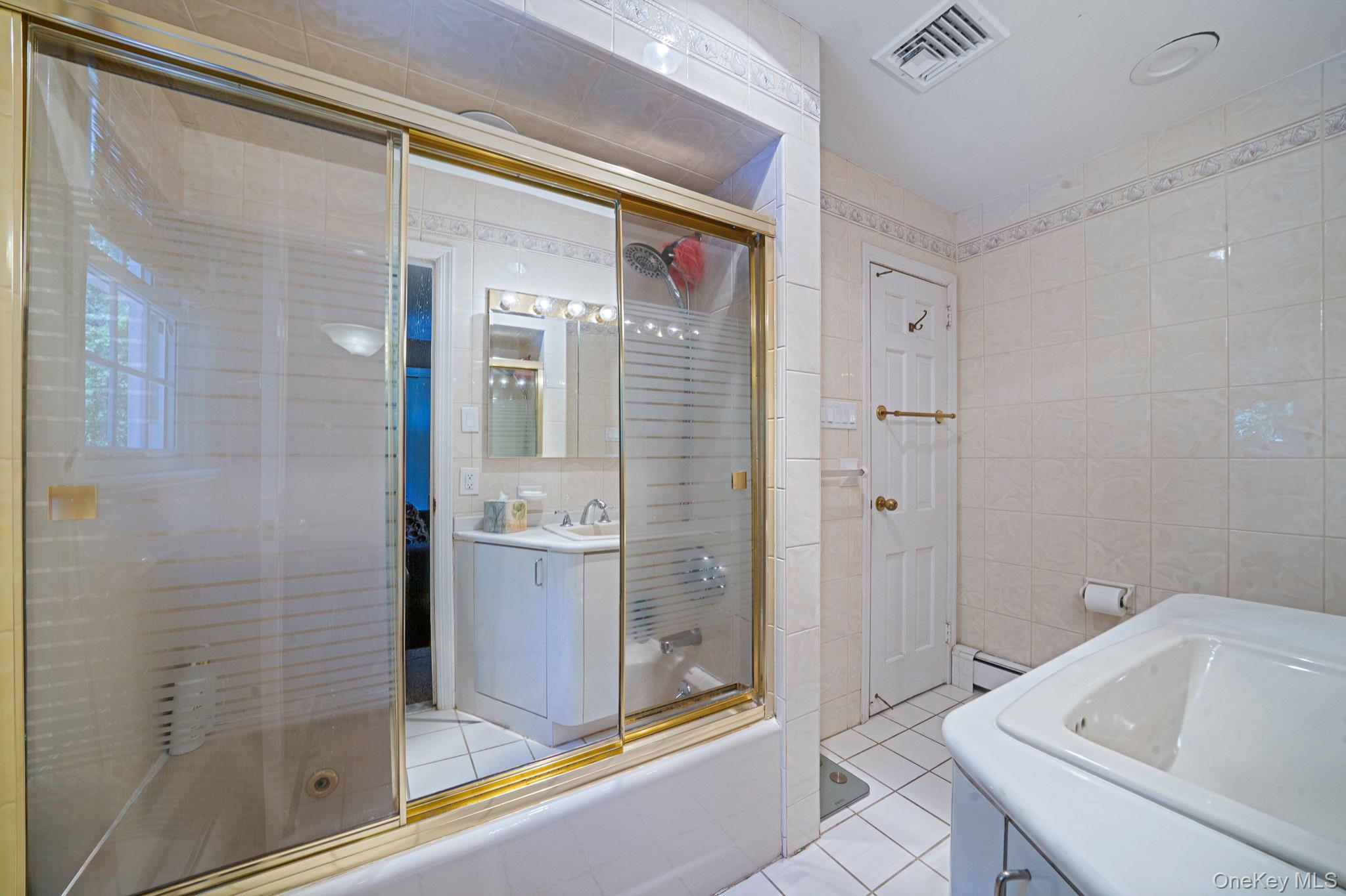 77 Shore Road Property Photo 24